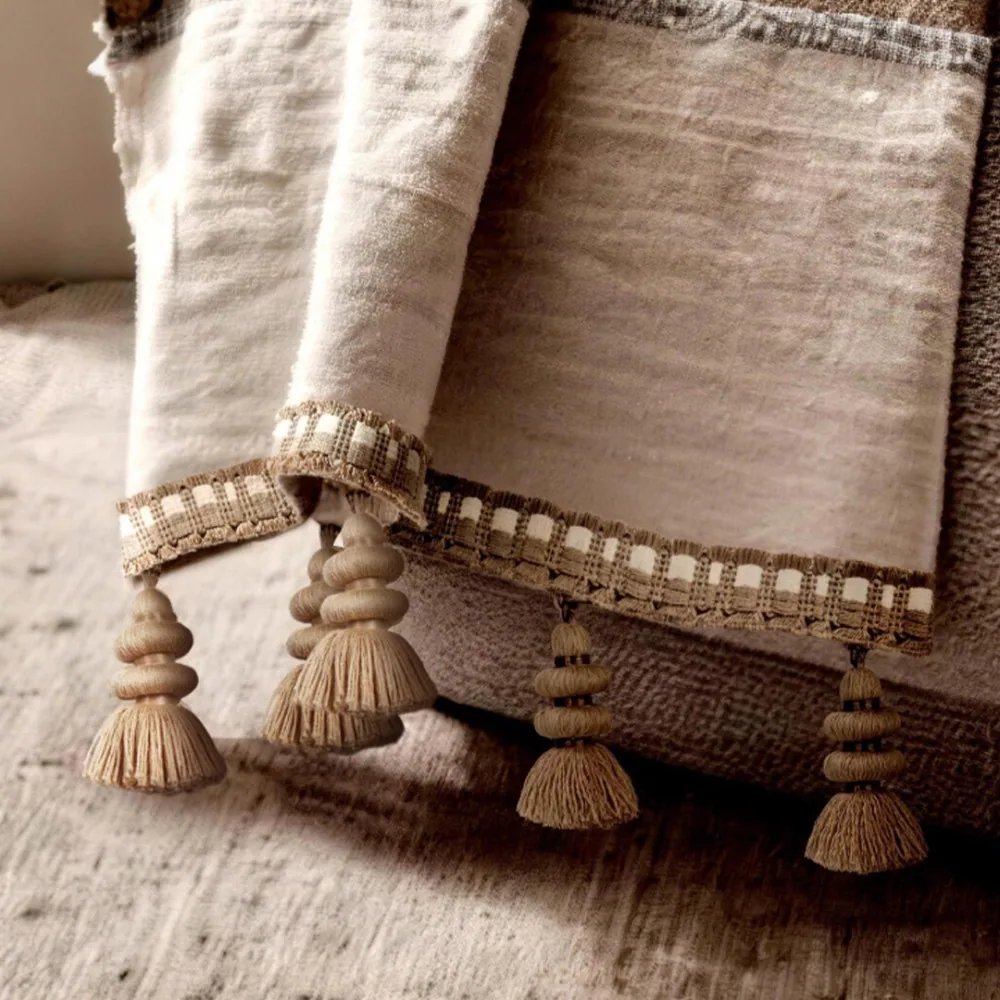 Andorra - Tassel Fringe