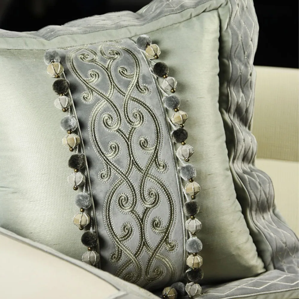 Aquilla Velvet Border - 122mm