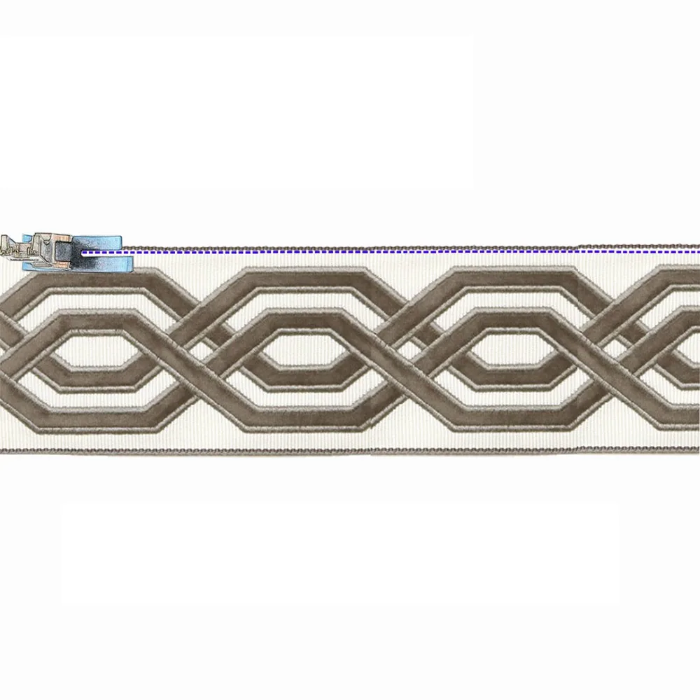 Aquilla Velvet Border - 75mm